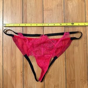 NWOT Victoria’s Secret Sz M Red Pink lace panties with black trim